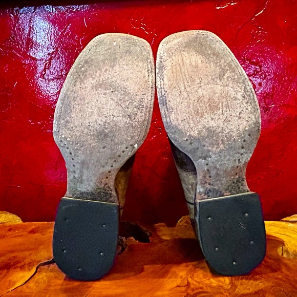 STETSON TOOLED WING-TIP SQUARE COWBOY BOOTS - Picture 4 of 6